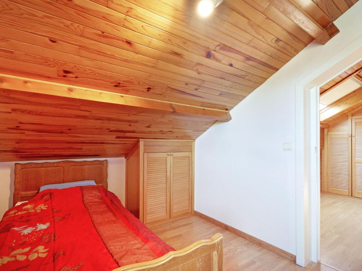 Amazing Holiday Home In Porcheresse Daverdisse With Terrace Екстериор снимка